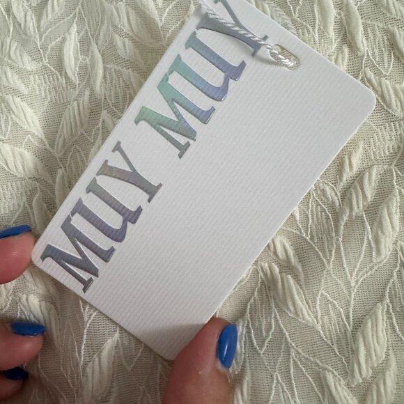 MUY MUY Ivory Textured Sleeveless Bodysuit - Size M - NWT - Picture 3 of 7